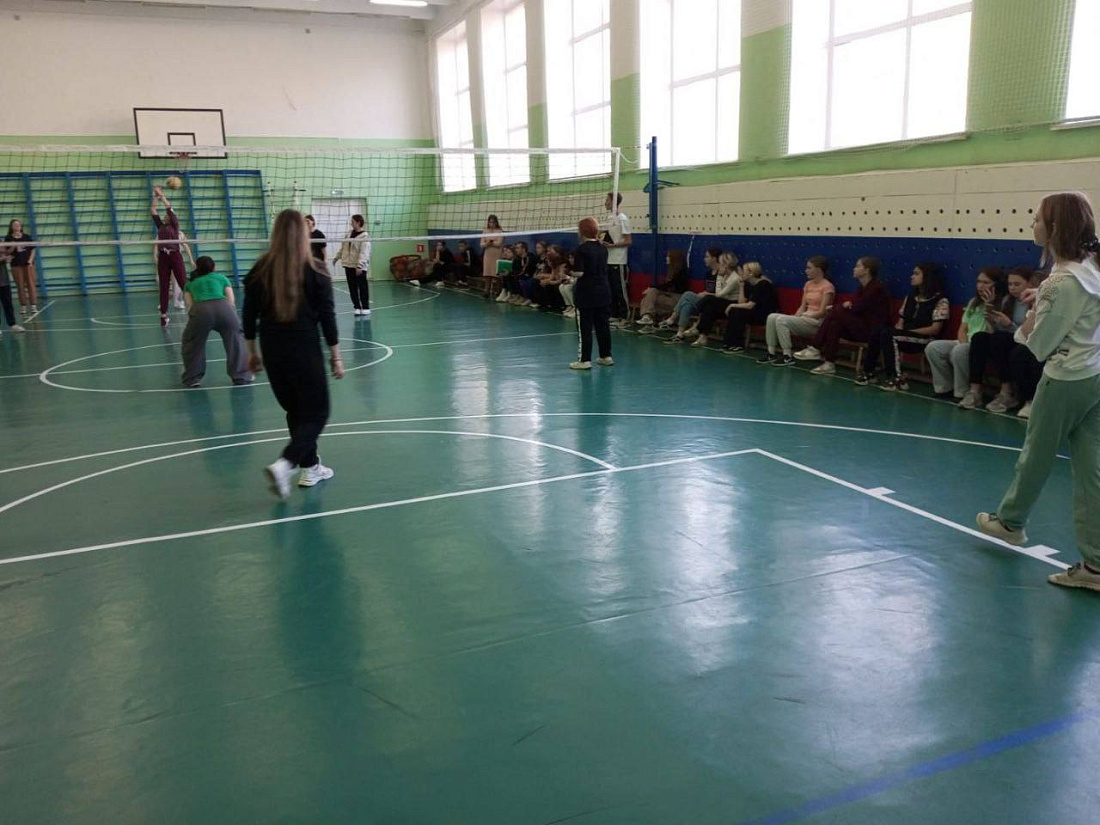 Спортивные  соревнования по пионерболу