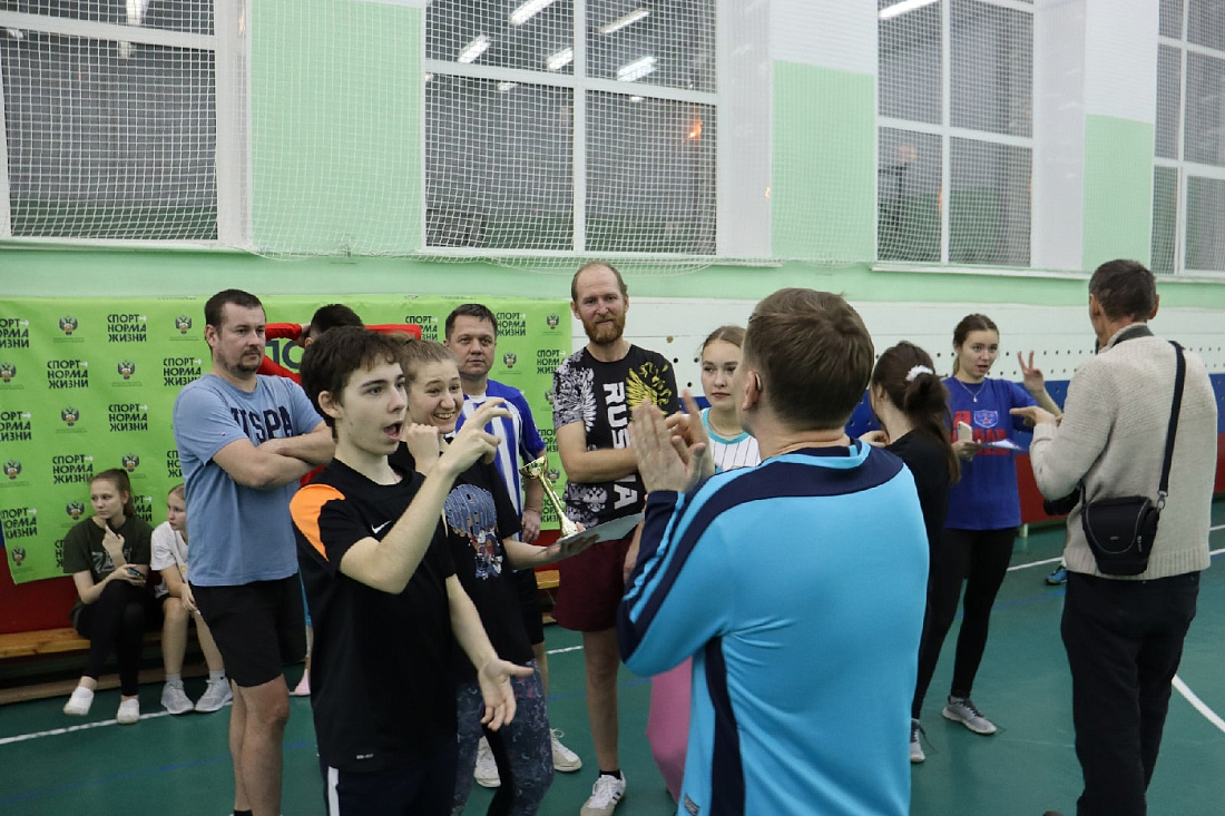 Товарищеские  соревнования по волейболу среди студентов с ограниченными возможностями по слуху