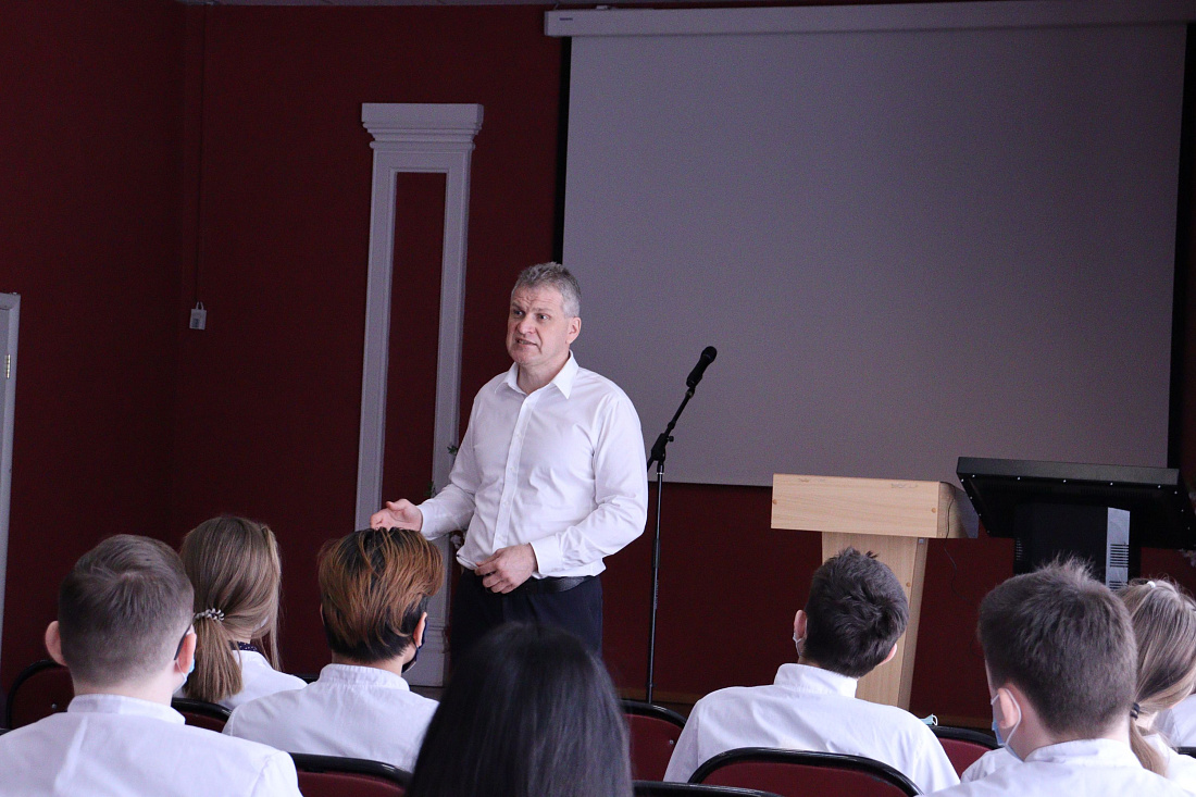 Парламентский урок. Встреча с депутатом Государственной Думы Куринным А.В.