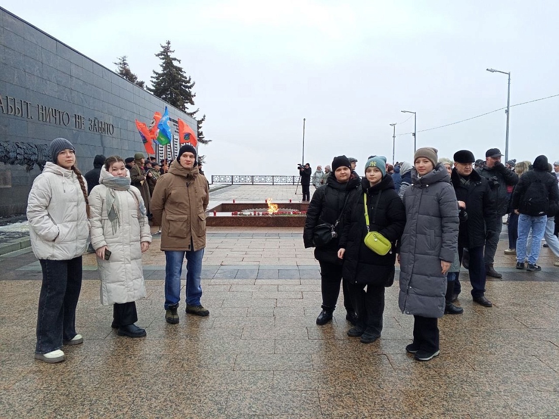Студенты  колледжа приняли участие в митинге в память о разгроме фашистских войск советскими войсками в Сталинградской битве
