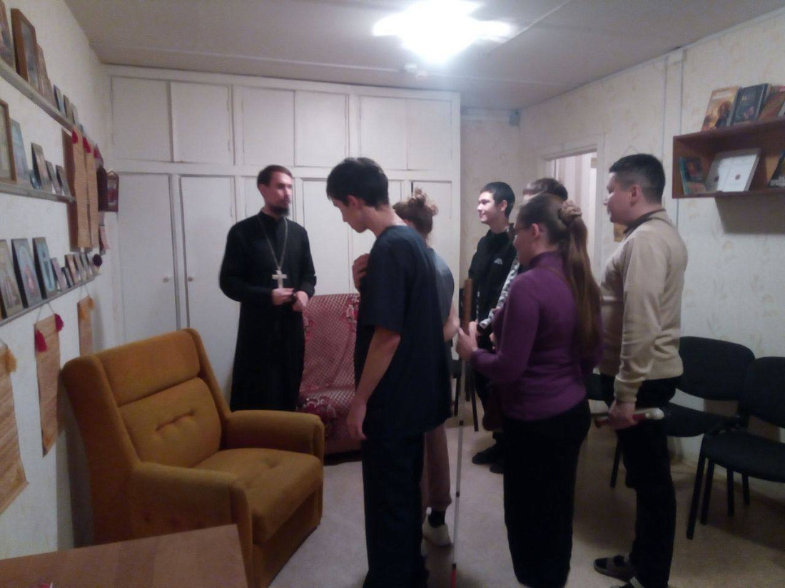 Встреча  студентов со священником  