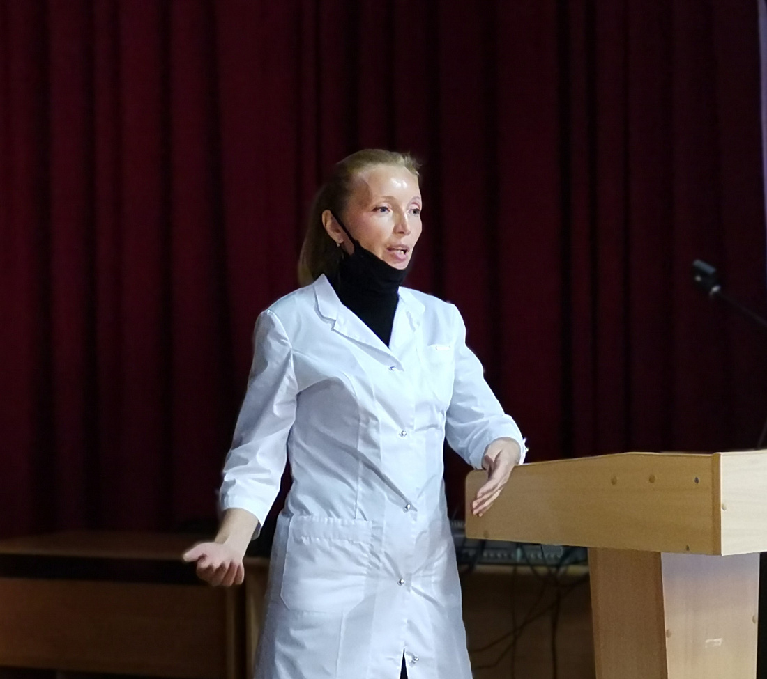 Встреча администрации колледжа со студентами нового набора, обучающихся по специальности «Сестринское дело»