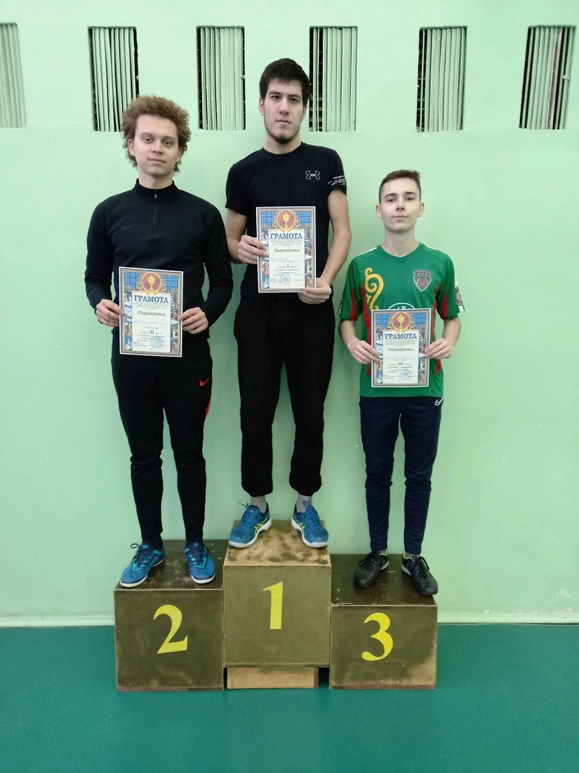 Декада инвалидов. Спортивное  соревнование по прыжкам в длину