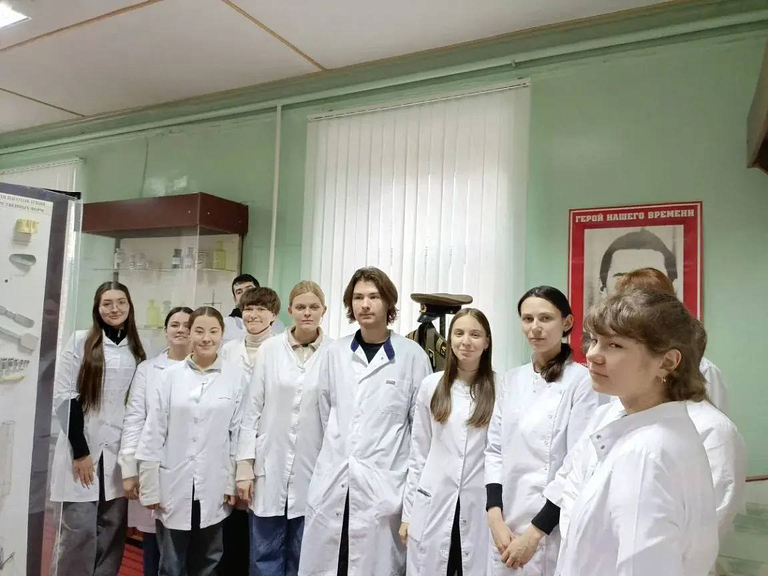 Музейный урок «Про жизнь героев…» прошел в рамках Недели мужества