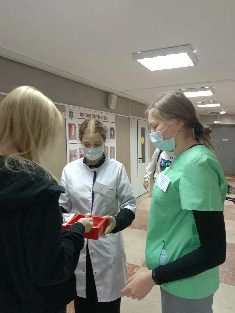 Акция "Обменяй сигаретку на конфету"