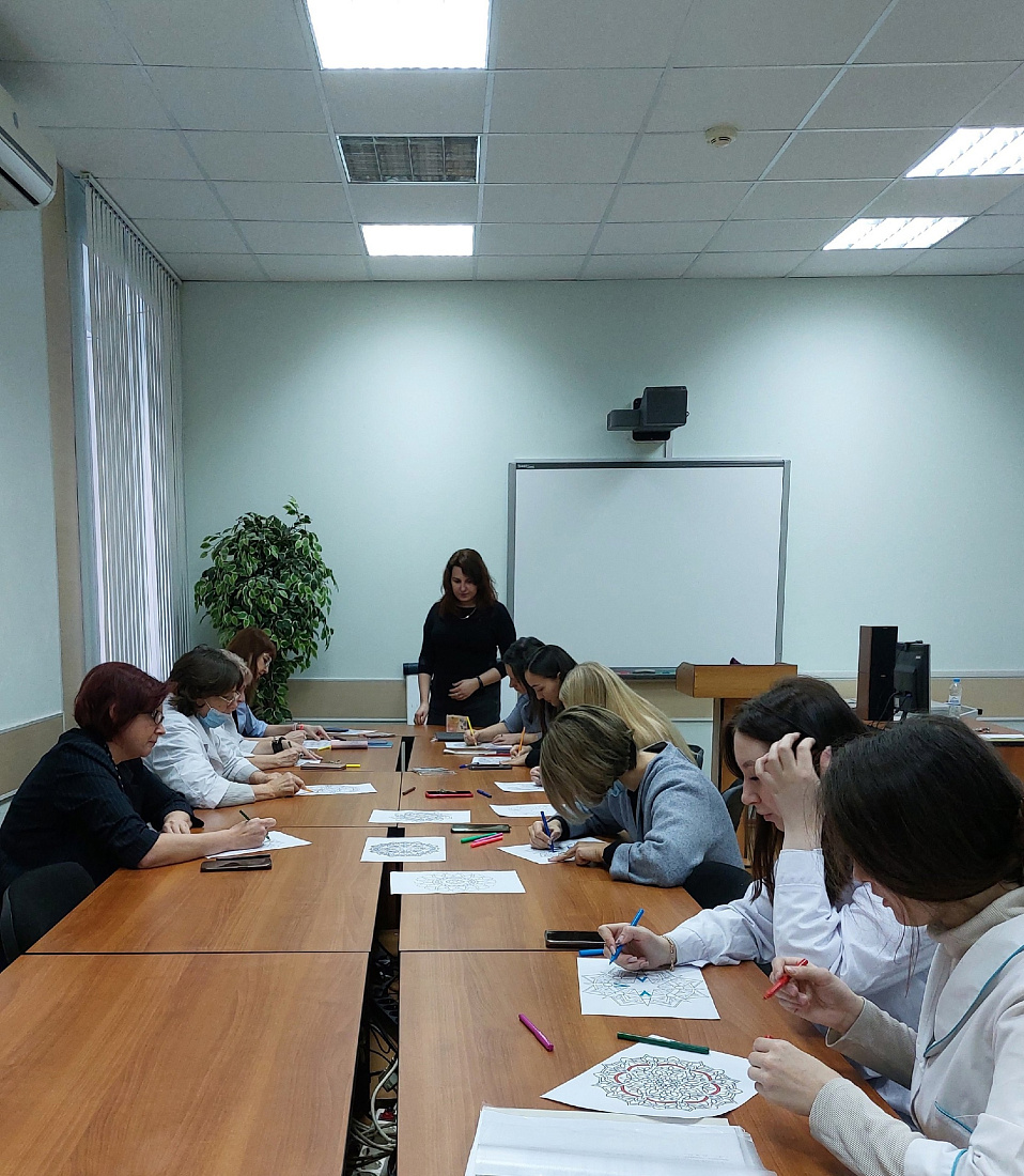 Занятие творческой группы преподавателей колледжа