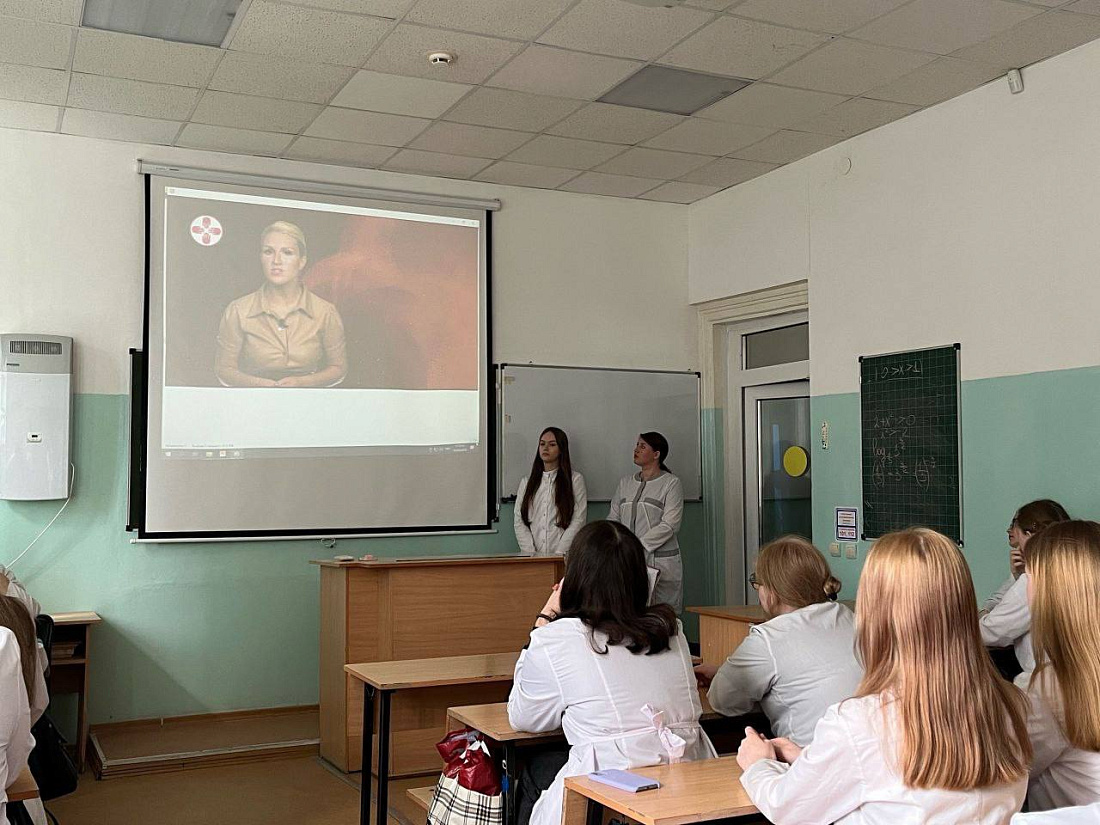 Школа  жизни без вредных привычек Общественной Академии ЗОЖ. Открытое    занятие «Электронные сигареты. Мифы и факты».