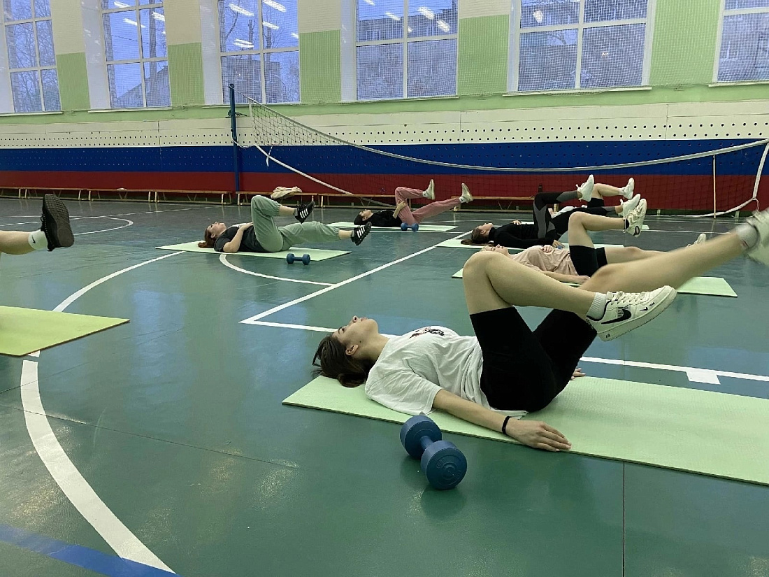 Физкультминутка  «Держи себя в форме»