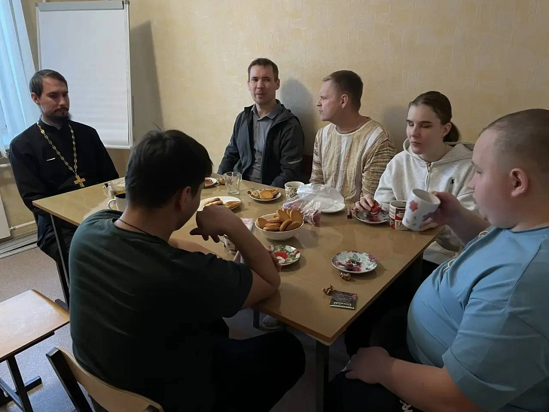 Беседа о Дне святой Татьяны и духовности в студенческом общежитии