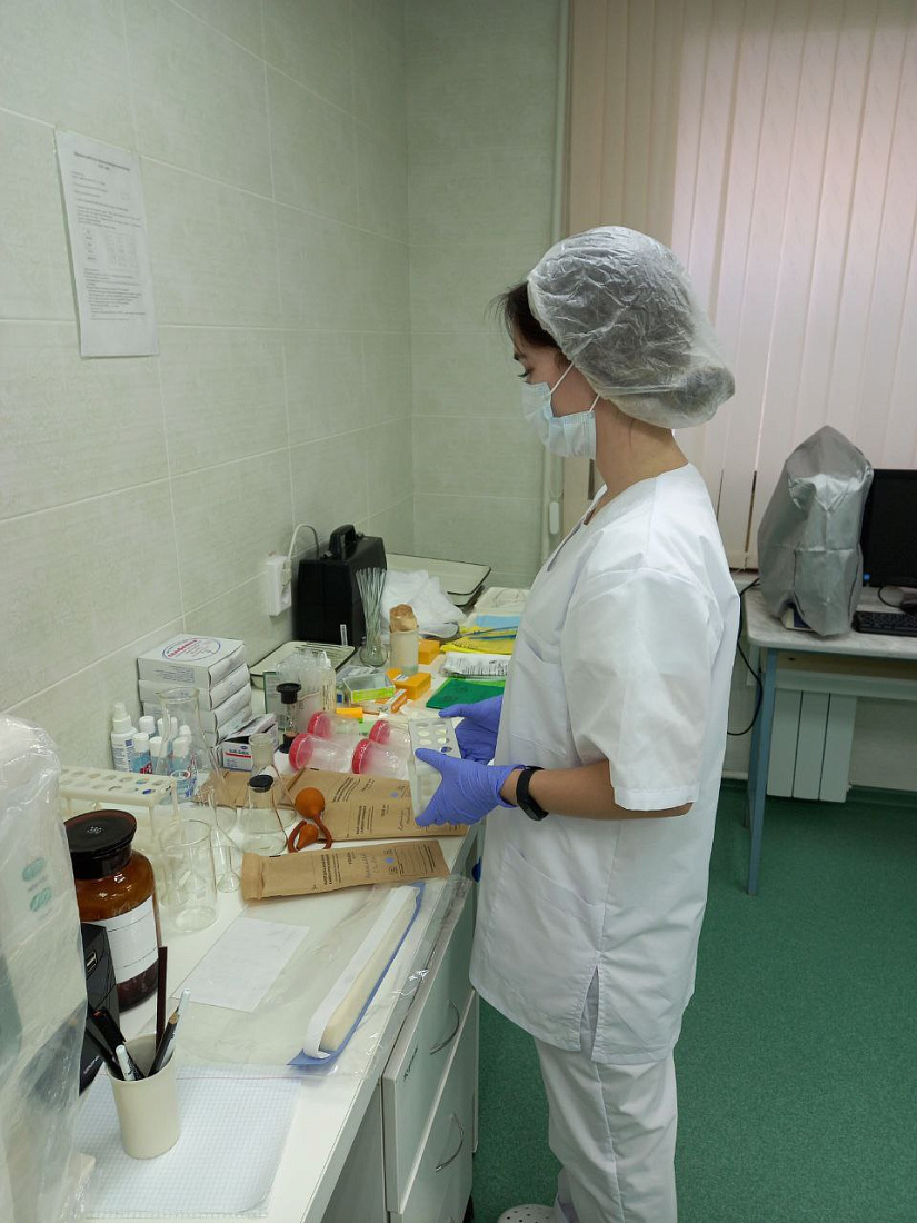 Региональный   этап Всероссийского чемпионатного движения по профессиональному мастерству «Профессионалы». Соревнования по компетенциям «Фармацевтика» и «Лабораторный медицинский анализ».  1-ый день.