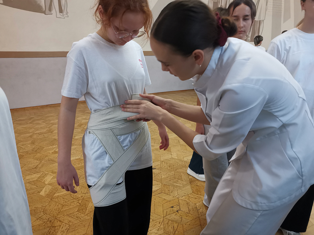 Кадровый центр. Профориентация. Наш колледж на чемпионате первой помощи