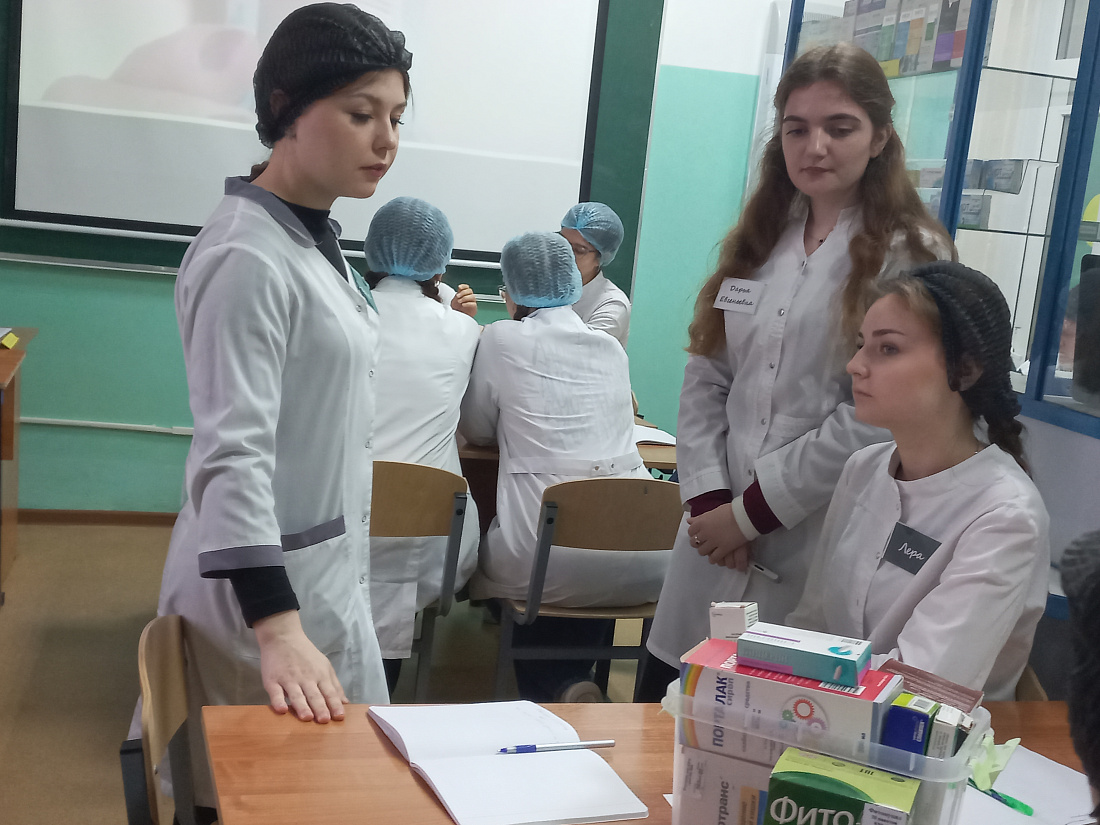 Открытое практическое занятие по МДК 01.04 Лекарствоведение с основами фармакологии