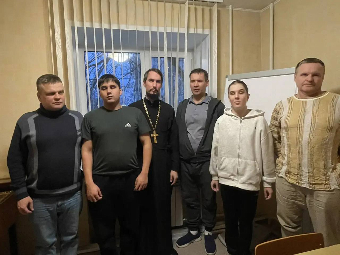 Беседа о Дне святой Татьяны и духовности в студенческом общежитии