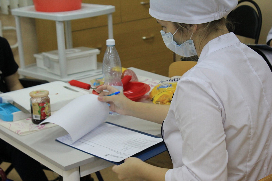 IX региональный чемпионат WorldSkills Russia «Молодые профессионалы». Компетенция «Медицинский и социальный  уход»