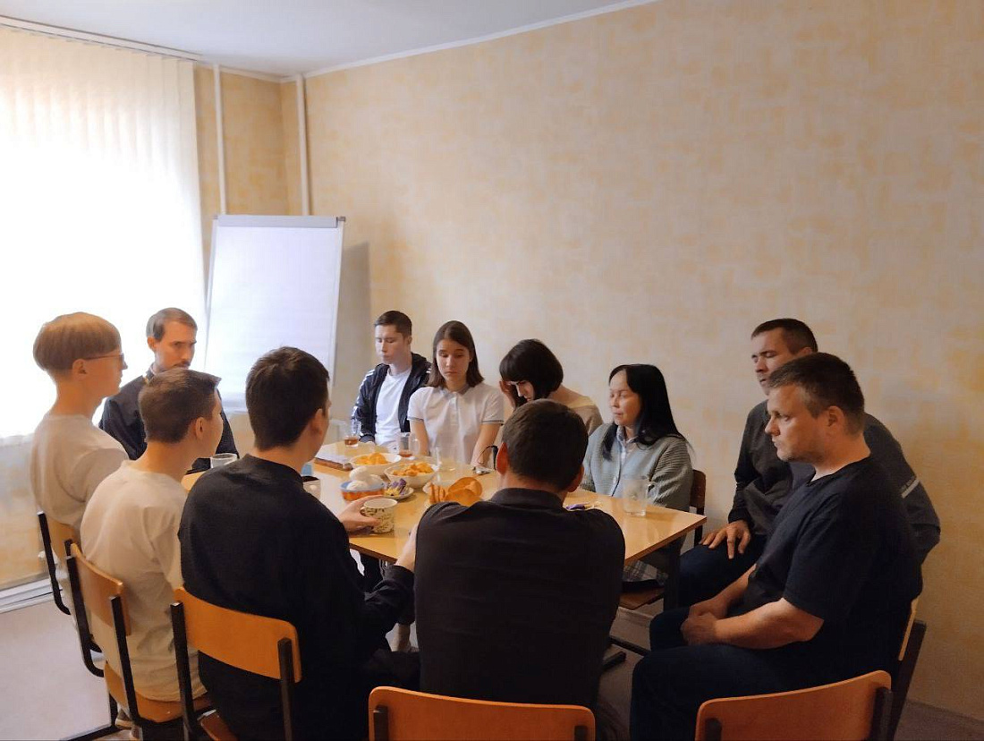Встреча  студентов с представителем духовенства