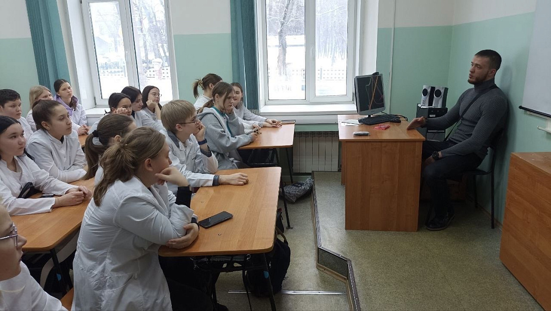 Неделя  мужества «От Неизвестного до Героя». Урок мужества